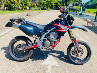 kawasaki-d-tracker-250-2011