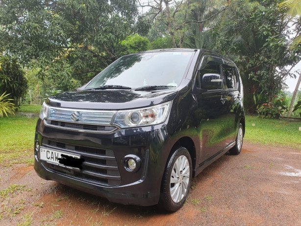 suzuki-wagon-r-stingray-2016-big-1