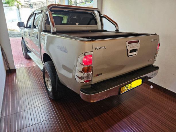 toyota-hilux-vigo-2007-big-3