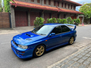 subaru-imprezza-sti-4-gc8