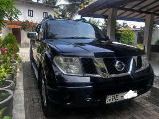 nissan-navara-aventura-2007