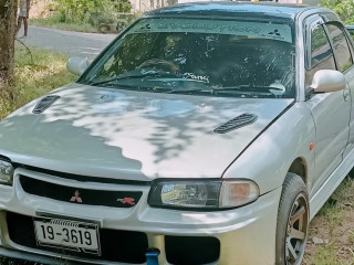 Mitsubishi lancer 1995