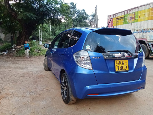 honda-fit-2012-big-3