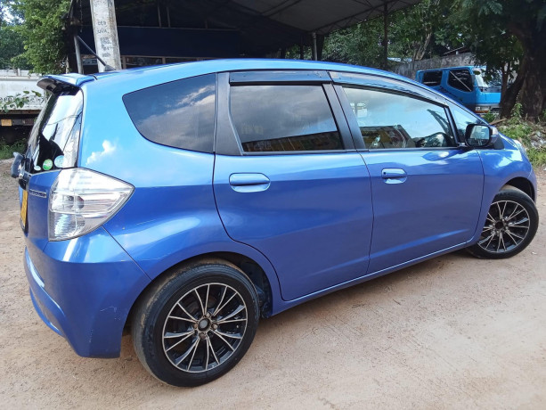 honda-fit-2012-big-1