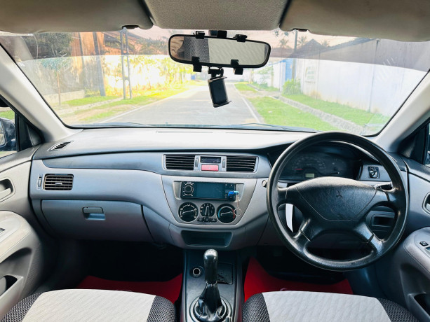 mitsubishi-lancer-cs1-2003-big-4