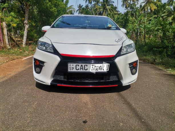 toyota-prius-g-sport-big-0