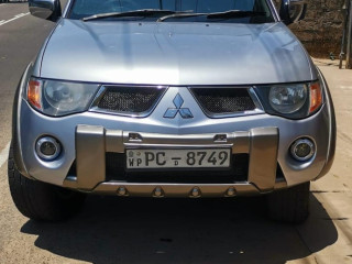 mitsubishi-l200-2007