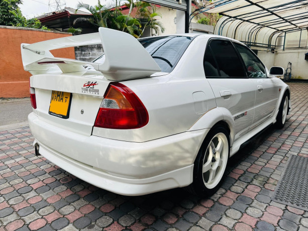 mitsubishi-lancer-evo-6-big-1