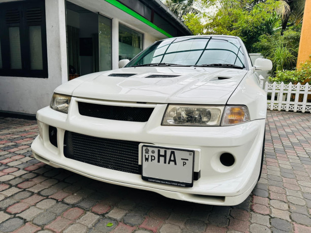 mitsubishi-lancer-evo-6-big-0