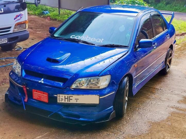 mitsubishi-lancer-cs2-2003-big-0