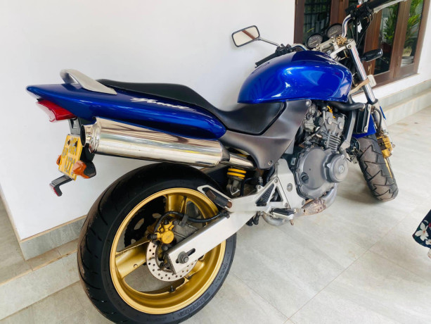 honda-hornet-ch130-2019-big-2