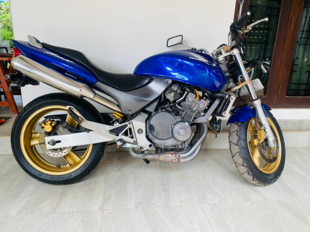 honda-hornet-ch130-2019-big-1
