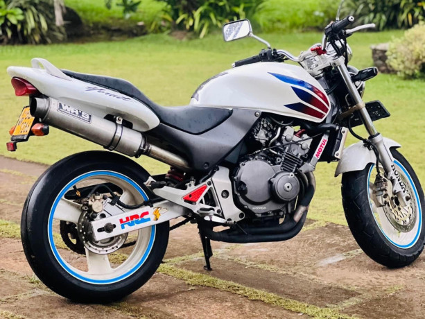 honda-hornet-ch115-2017-big-0