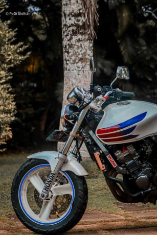 honda-hornet-ch115-2017-big-1