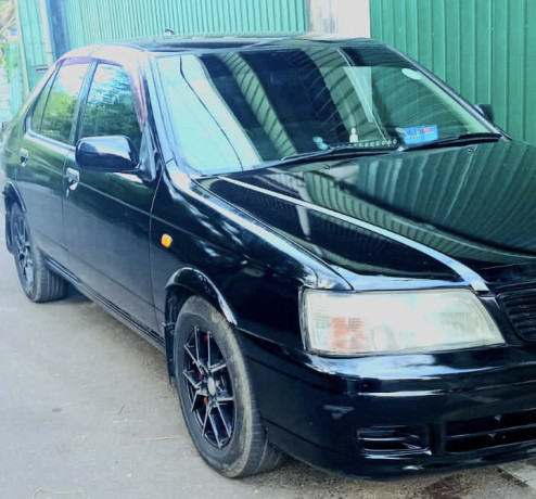 nissan-bluebird-eu14-1996-big-3
