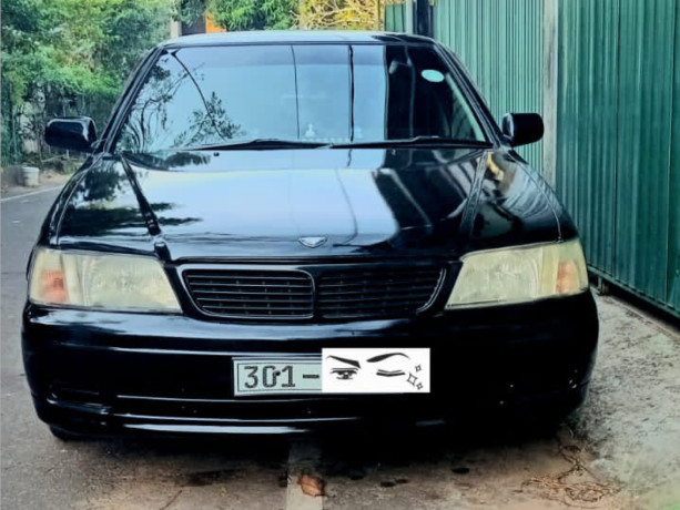 nissan-bluebird-eu14-1996-big-0