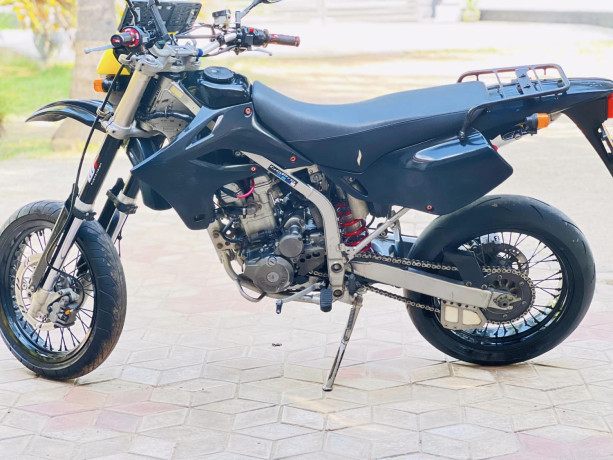 kawasaki-d-tracker-250-2024-big-2