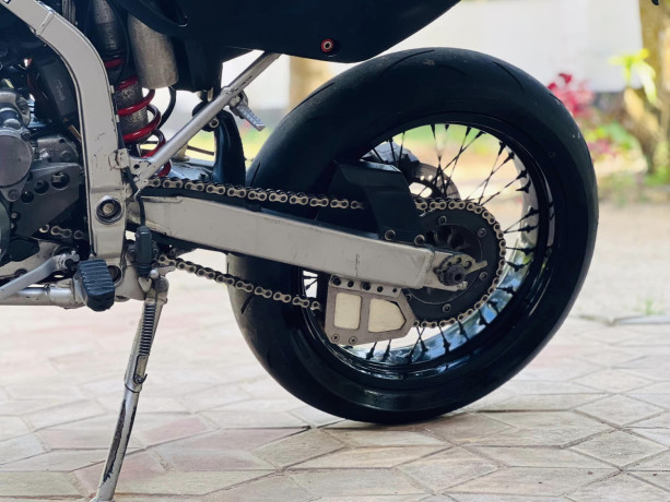 kawasaki-d-tracker-250-2024-big-4
