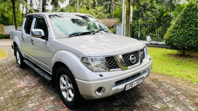 nissan-navara-big-2