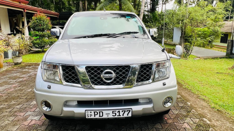 nissan-navara-big-3