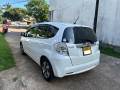 honda-fit-gp1-2012-small-3