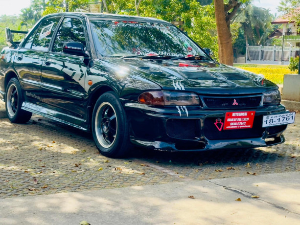 mitsubishi-lancer-cb2-big-1