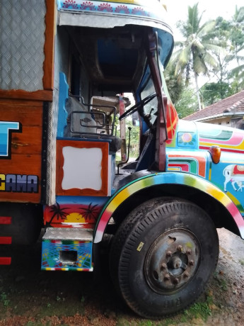 tata-lorry-big-4