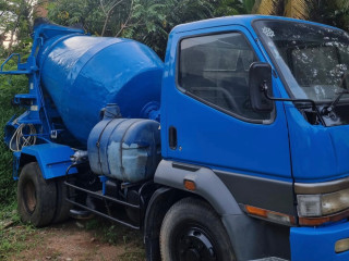 mitsubishi-fuso-concrete-mixer