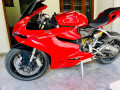 ducati-panigale-899-small-0