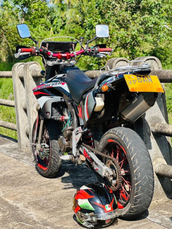 kawasaki-d-tracker-250-2013-big-2