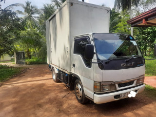 isuzu-105-elf-250