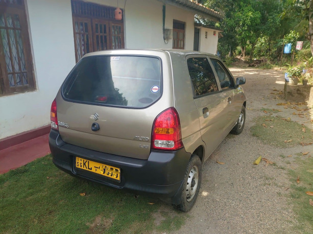 suzuki-alto-2011-big-2
