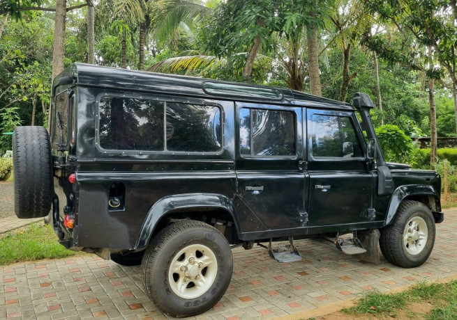 landrover-defender-110-1994-big-1