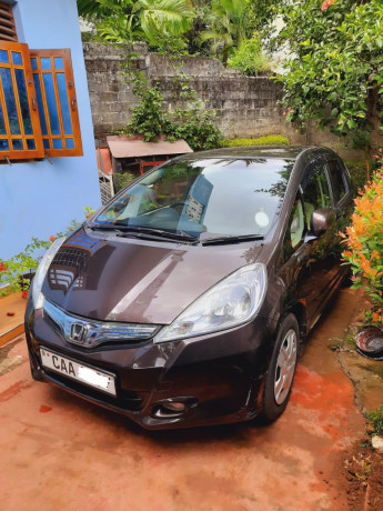 honda-fit-gp1-2012-big-1