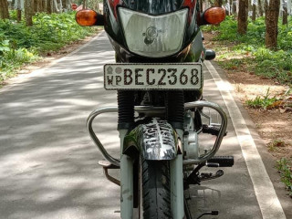 bajaj-ct100-2016