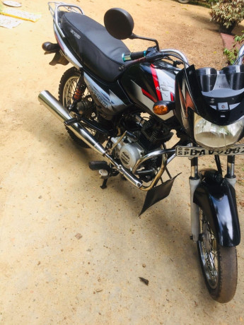 bajaj-ct100-2013-big-0