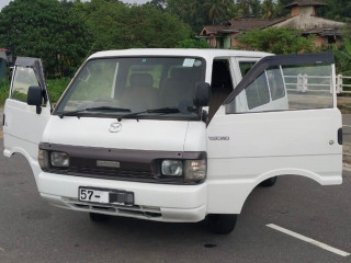 mazda-bongo