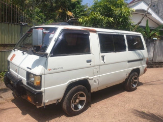 mitsubishi-delica-l300