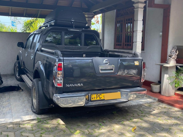 nissan-navara-2007-big-1