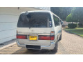 toyota-dolphin-lh113-small-3