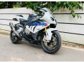 bmw-s1000rr-hp4-small-0