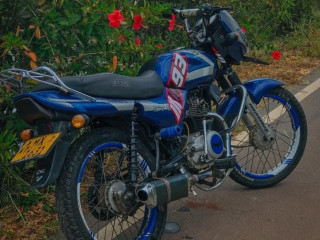 bajaj-ct100-2005