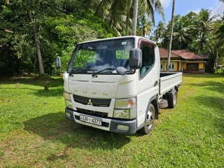 mitsubishi-canter-fuso-2014