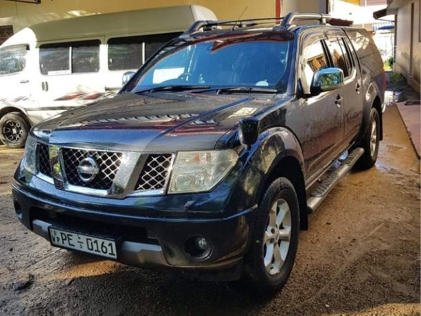 nissan-navara-2007-big-0