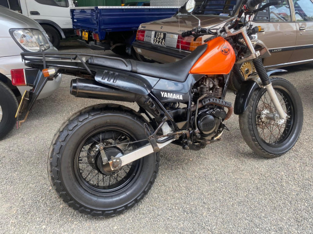 yamaha-tw-200-2017-big-1