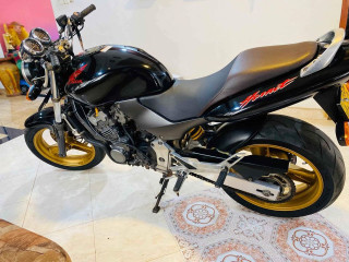 honda-hornet-ch130-2013