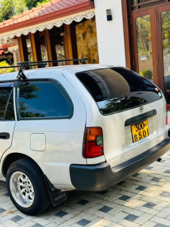 toyota-corolla-1995-big-2