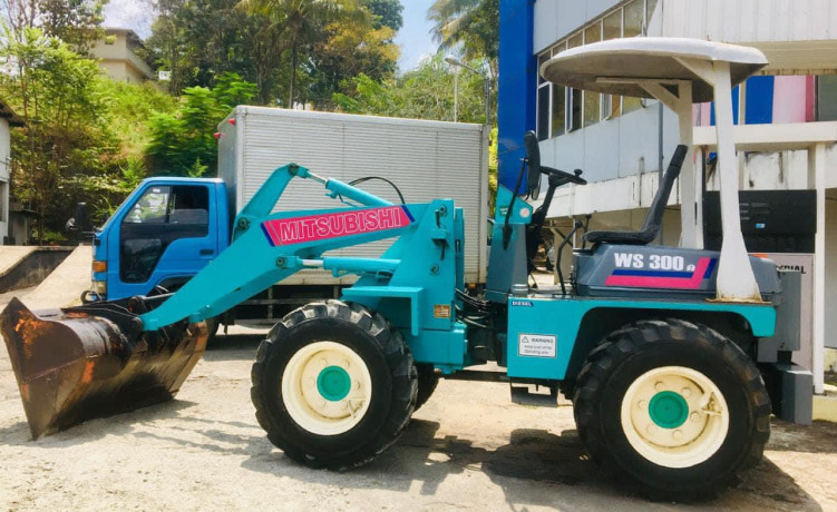 mitsubishi-ws300-loader-big-3