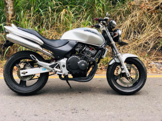 honda-hornet-ch125-2023