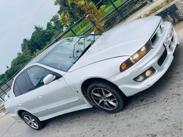 mitsubishi-galant-2001-big-0
